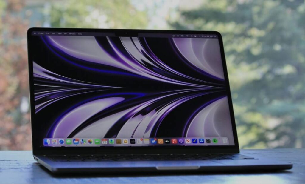 M2 MacBook Air